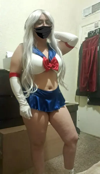 Shy Pawg Cosplay cover image