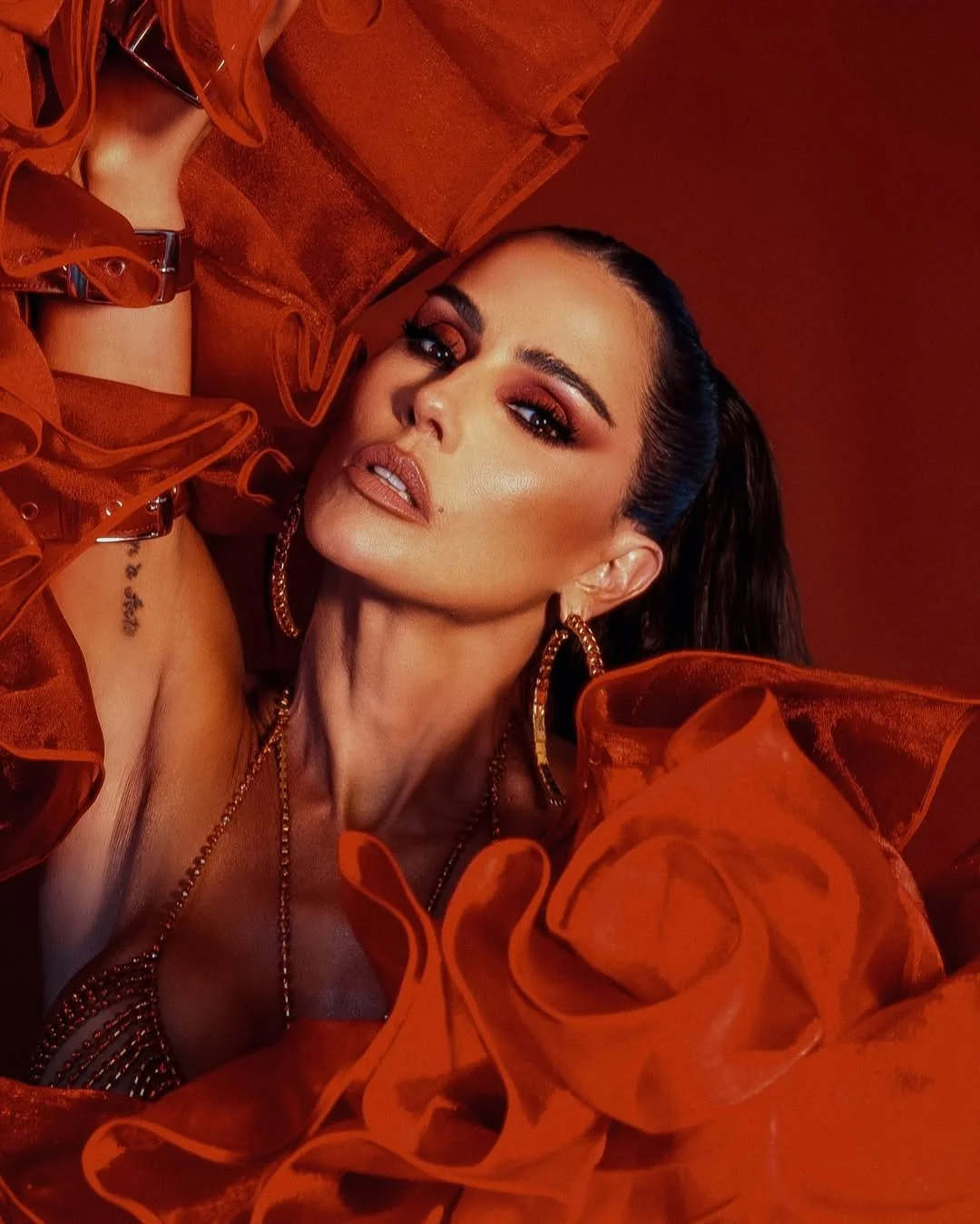 Deborah Secco image 10