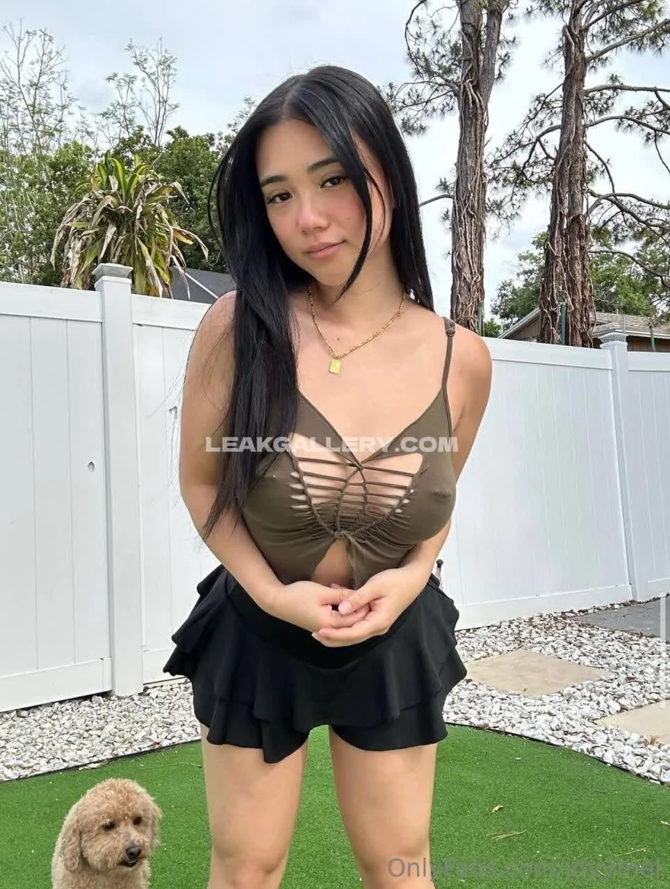 Linda chica le gusta bailar image 8