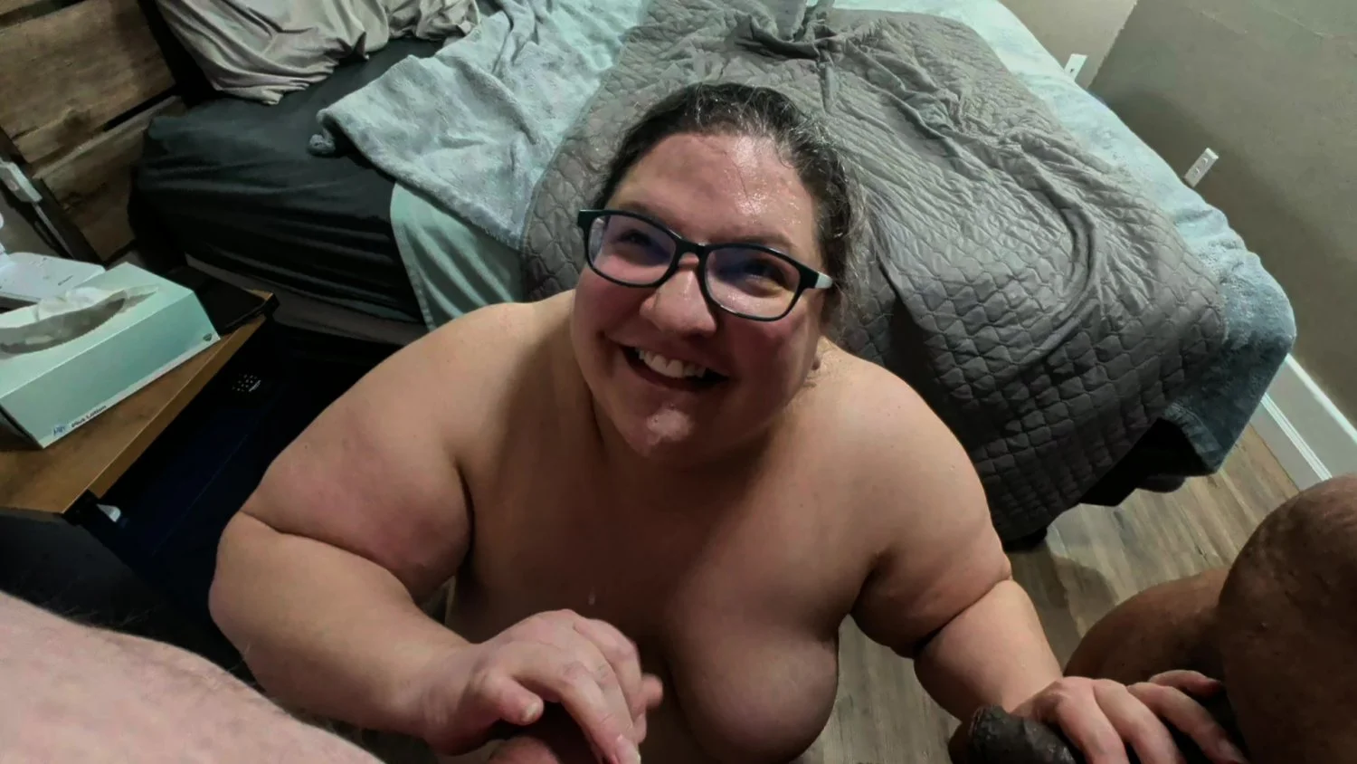 BBWLovr69 SSBBW Wife Sucking Two Cocks image 1