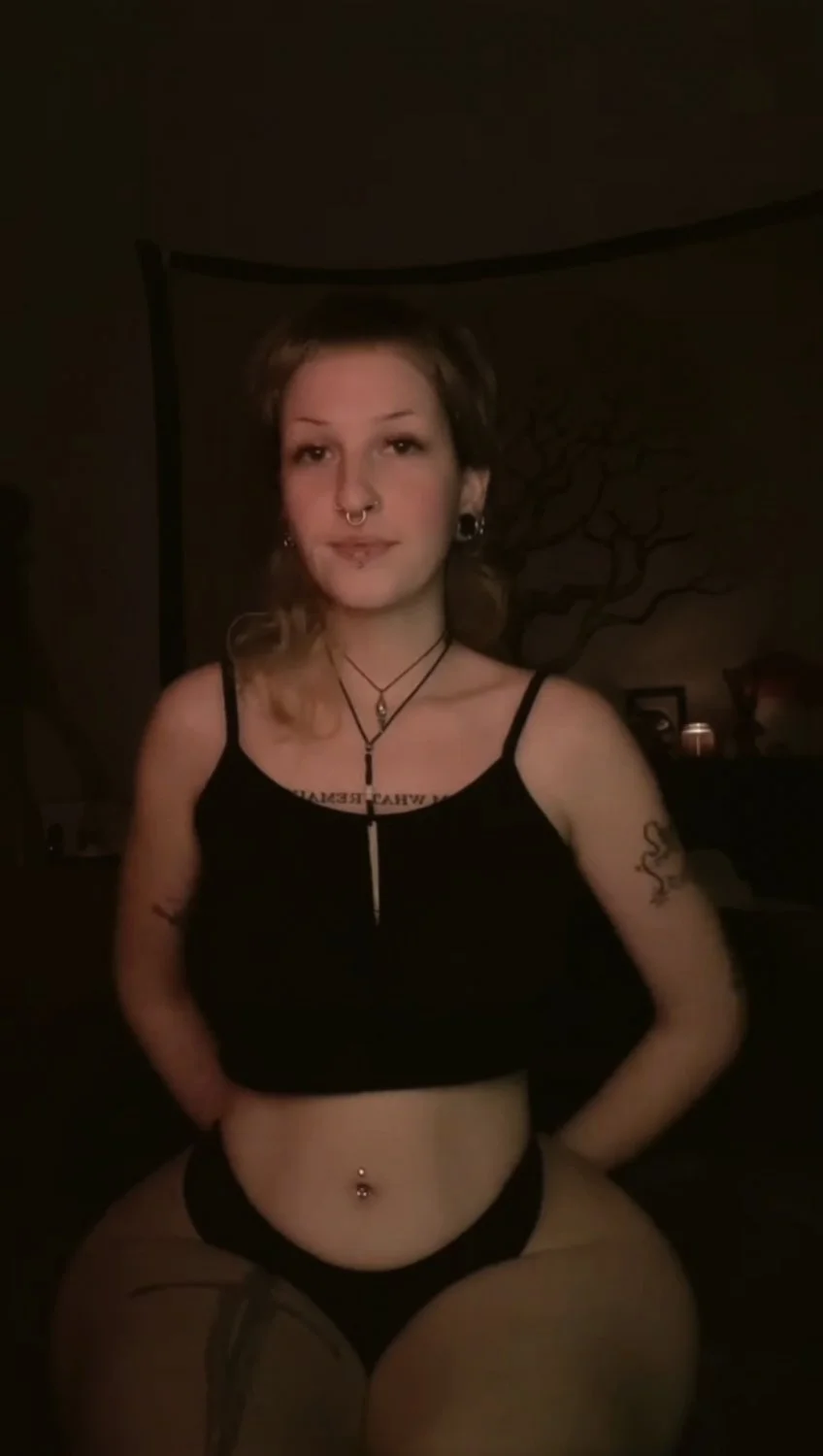 French white goth teen, big ass fucked leak image 2