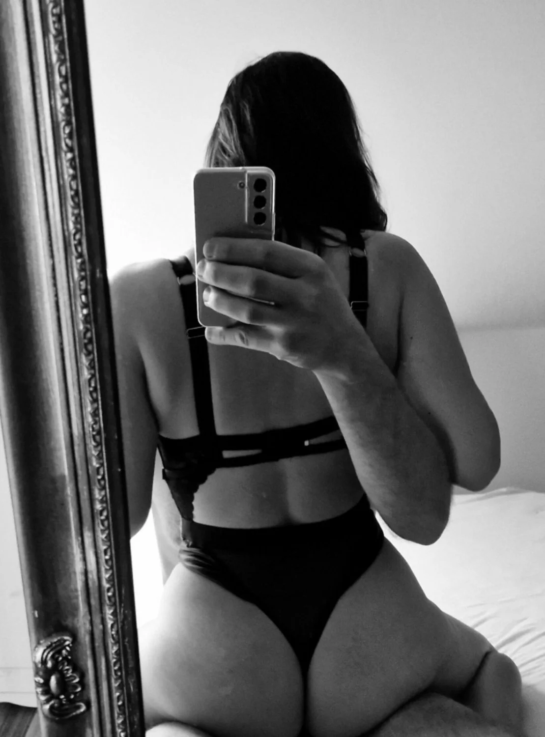 Another cuck wanting to expose his hot gf! Her kik lauraK25w image 6