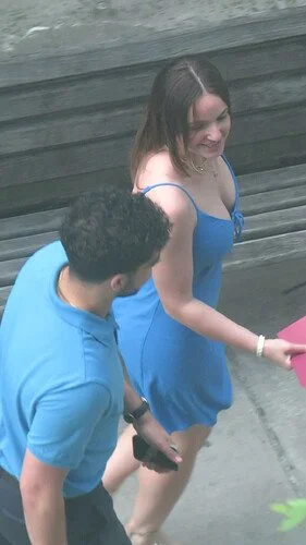 casada gostosa de vestido azul exibindo o corpão image 7