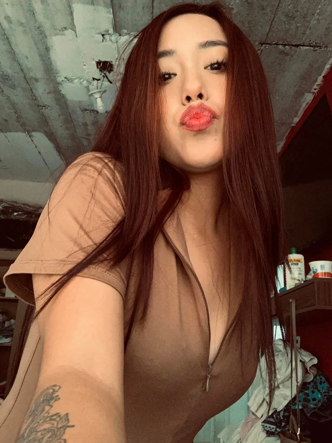 Hermosa chica flakita sexy image 15