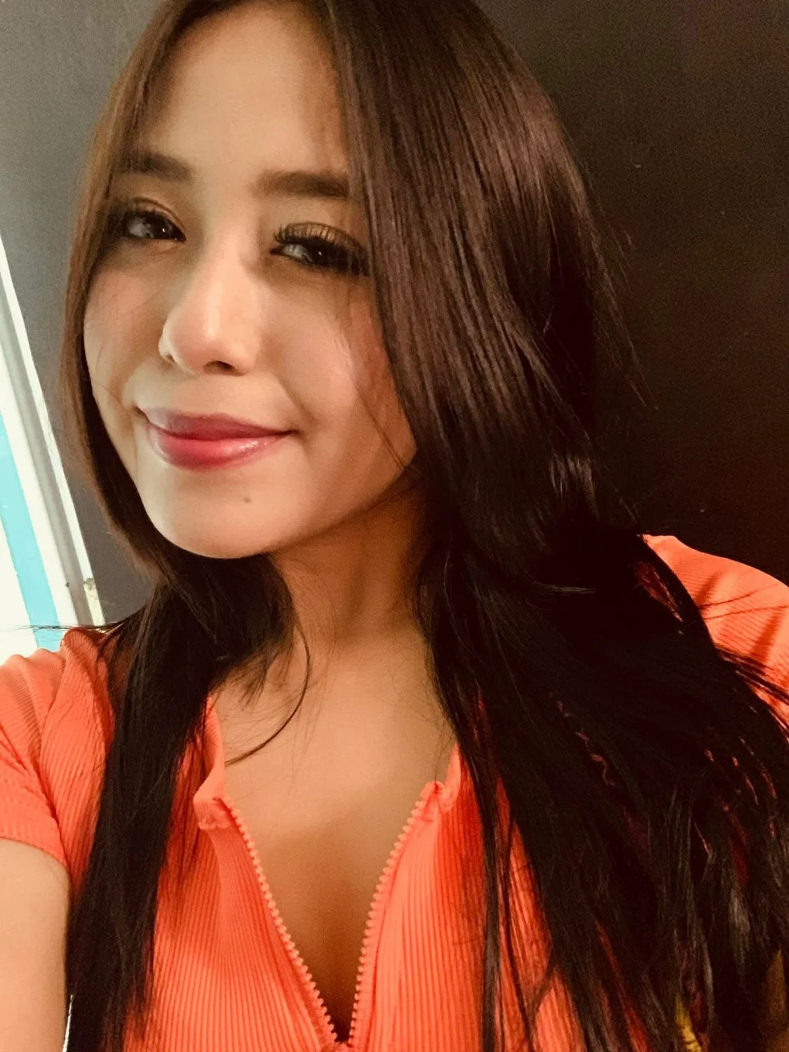 Hermosa chica flakita sexy image 17