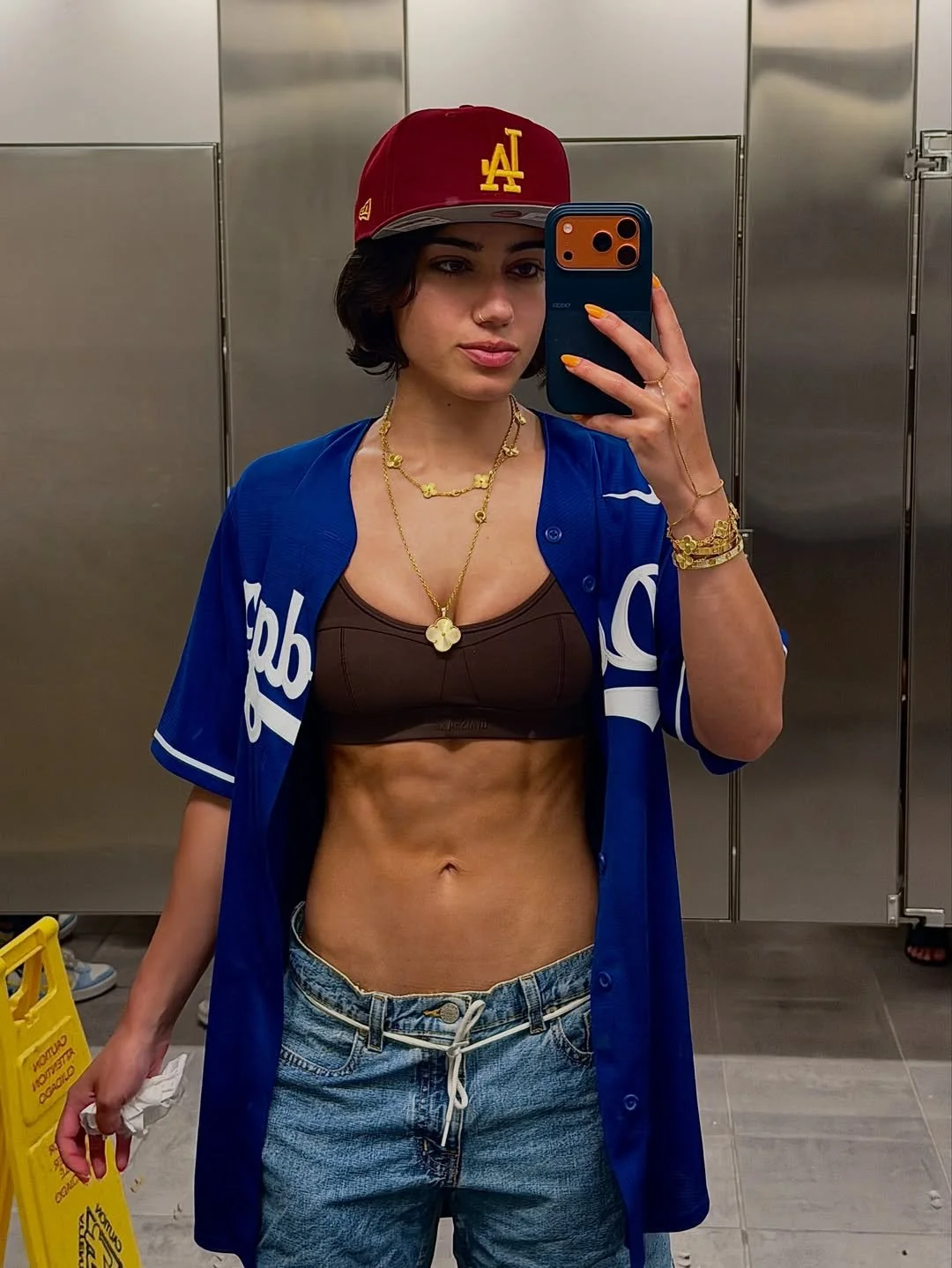Sara Saffari AI Video 9 image 2