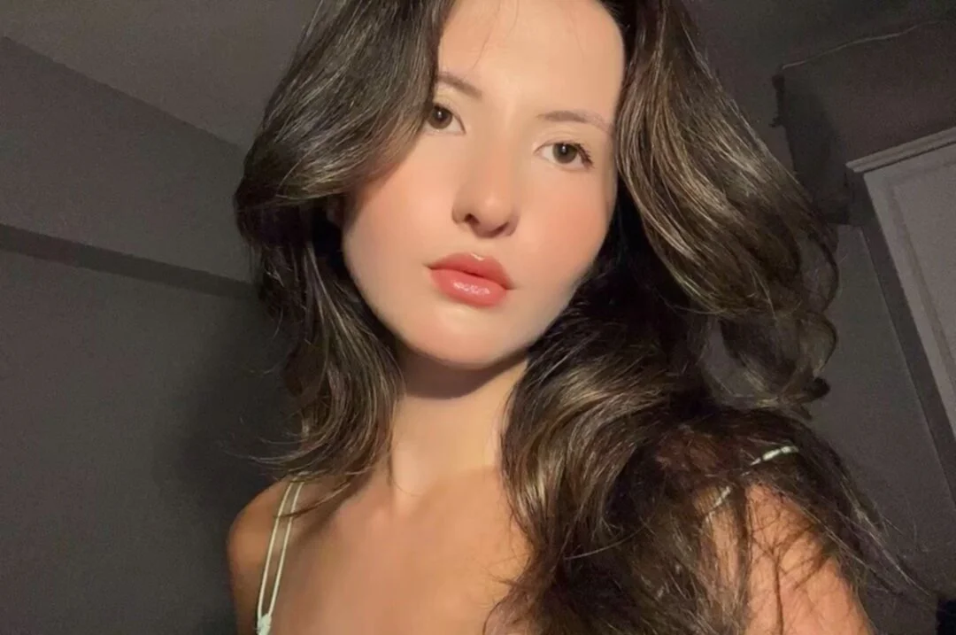 Elif teen hermosa flaca blanquita sexy Culona rica deliciosa nudes image 2