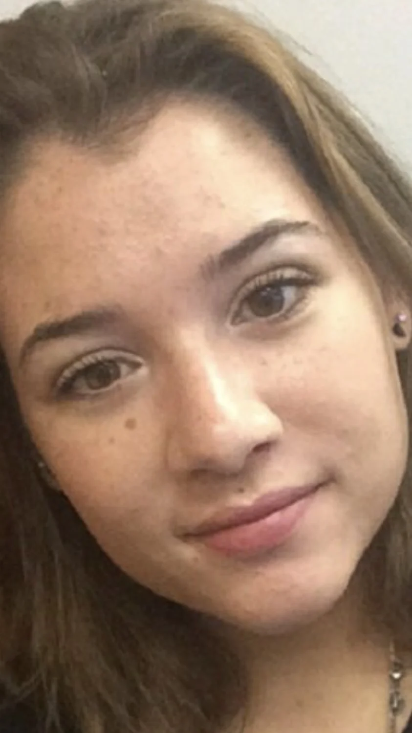 Teen selfies highlighting her perfect perky titties and firm ass🤤🤤🔥🔥 image 8