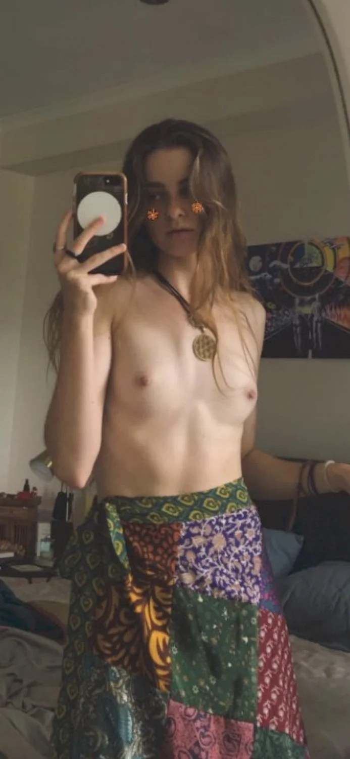 Hippie Slut likes to show off image 22
