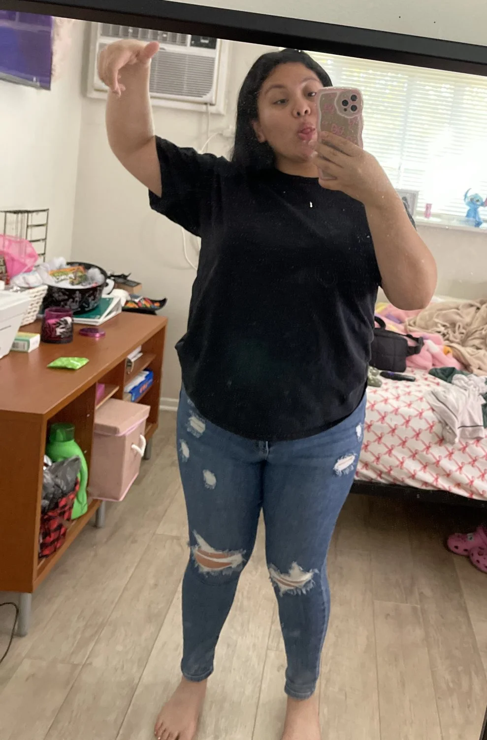 Sexy chubby Latina Kari shared image 5