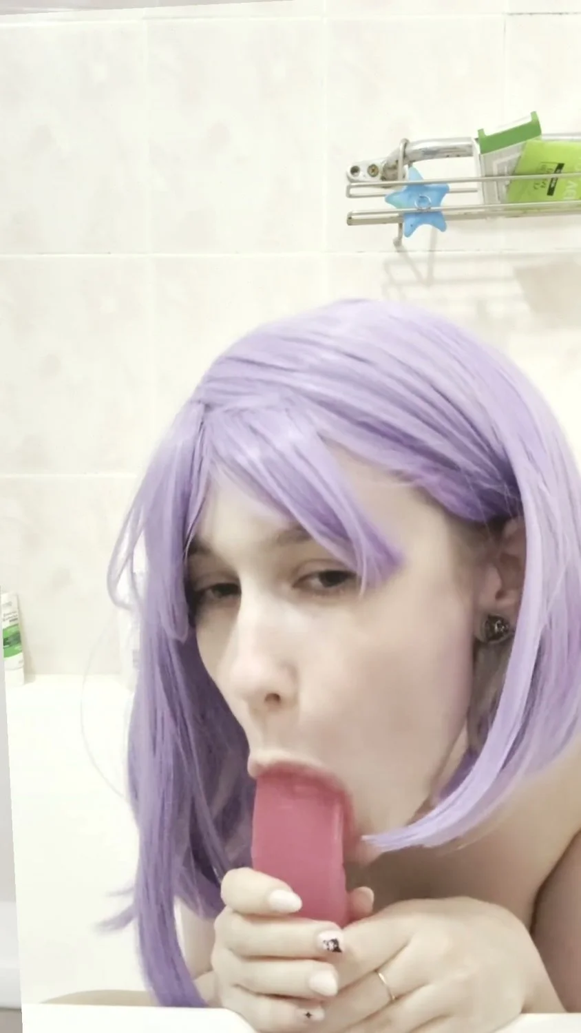 🔞 Sexy big ass horny pussy eating naked wet pussy 🍑💦 OF now image 3
