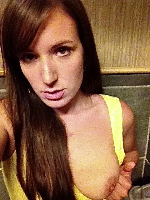 Katie a 35 y/o Smoking Hot Webslut Wife image 11