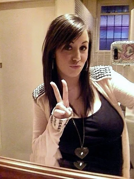 Katie a 35 y/o Smoking Hot Webslut Wife image 25