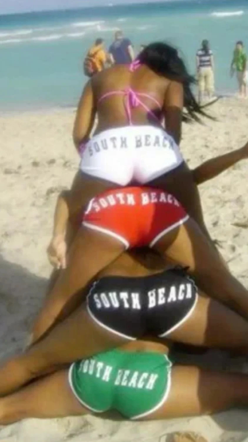 BIKINI BUTT SLUT’S 👙 image 9