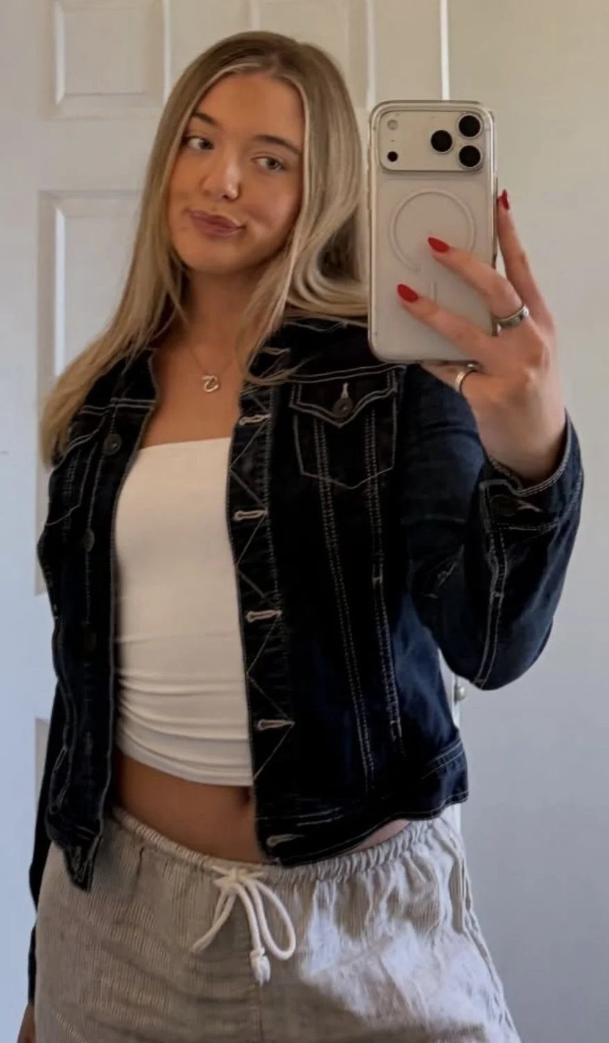 OLIVIA Needs your Cum All Over Her Beautiful Face and Body image 10
