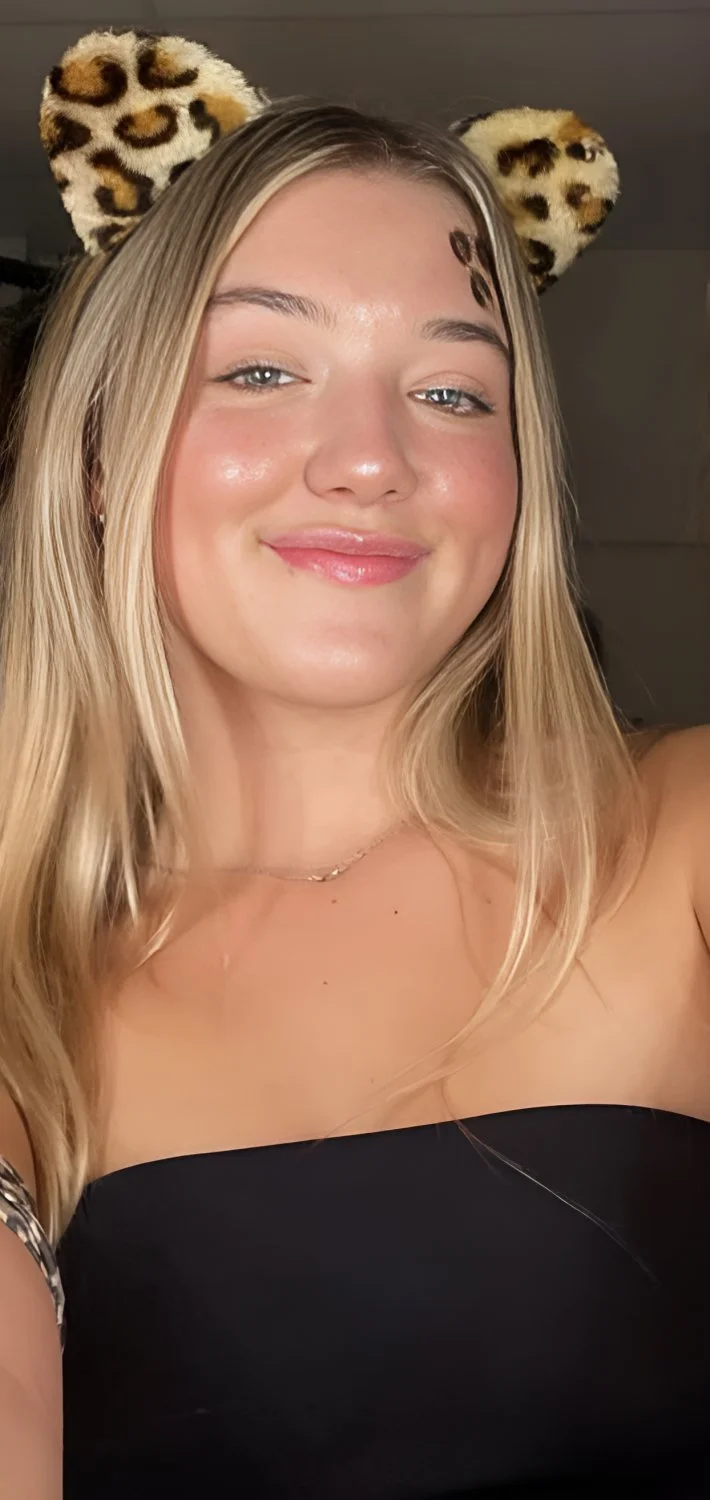 OLIVIA Needs your Cum All Over Her Beautiful Face and Body image 25