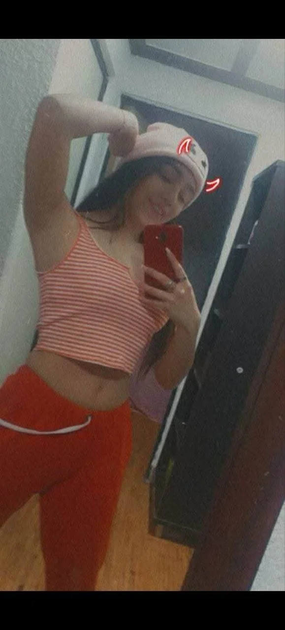 Emily benavides xxx Ninfomana de Quito image 1