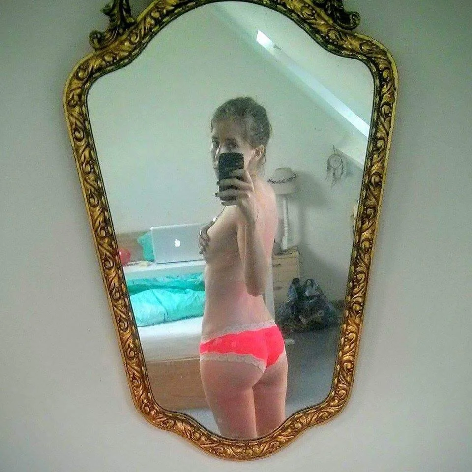 Camille Lost image 7