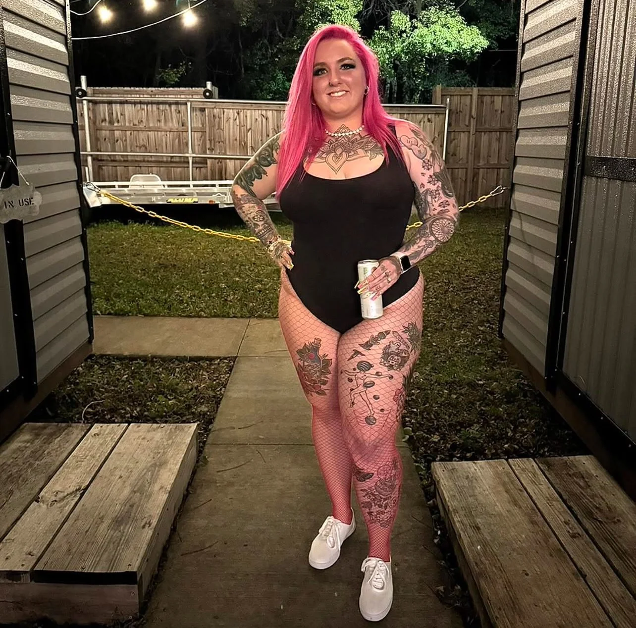 Pink Haired Pawg Hotwife Fucks Older Man image 3