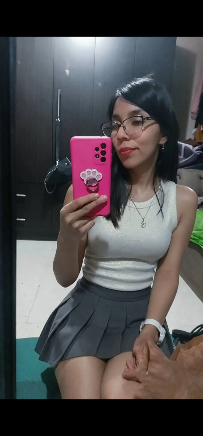 Seguidor pediu para vazar esposa gostosa image 9