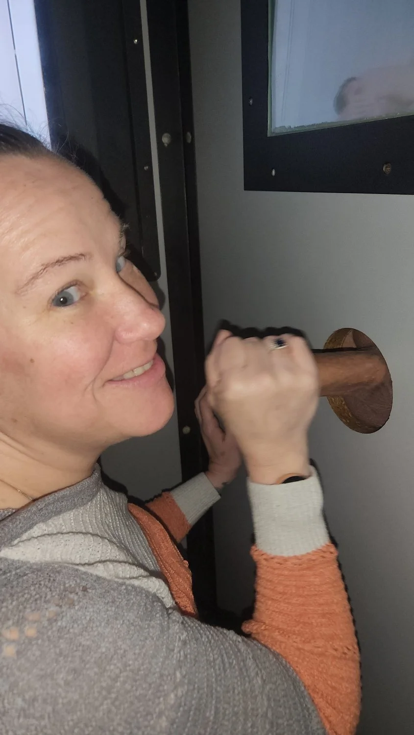 Gloryhole wife! image 2
