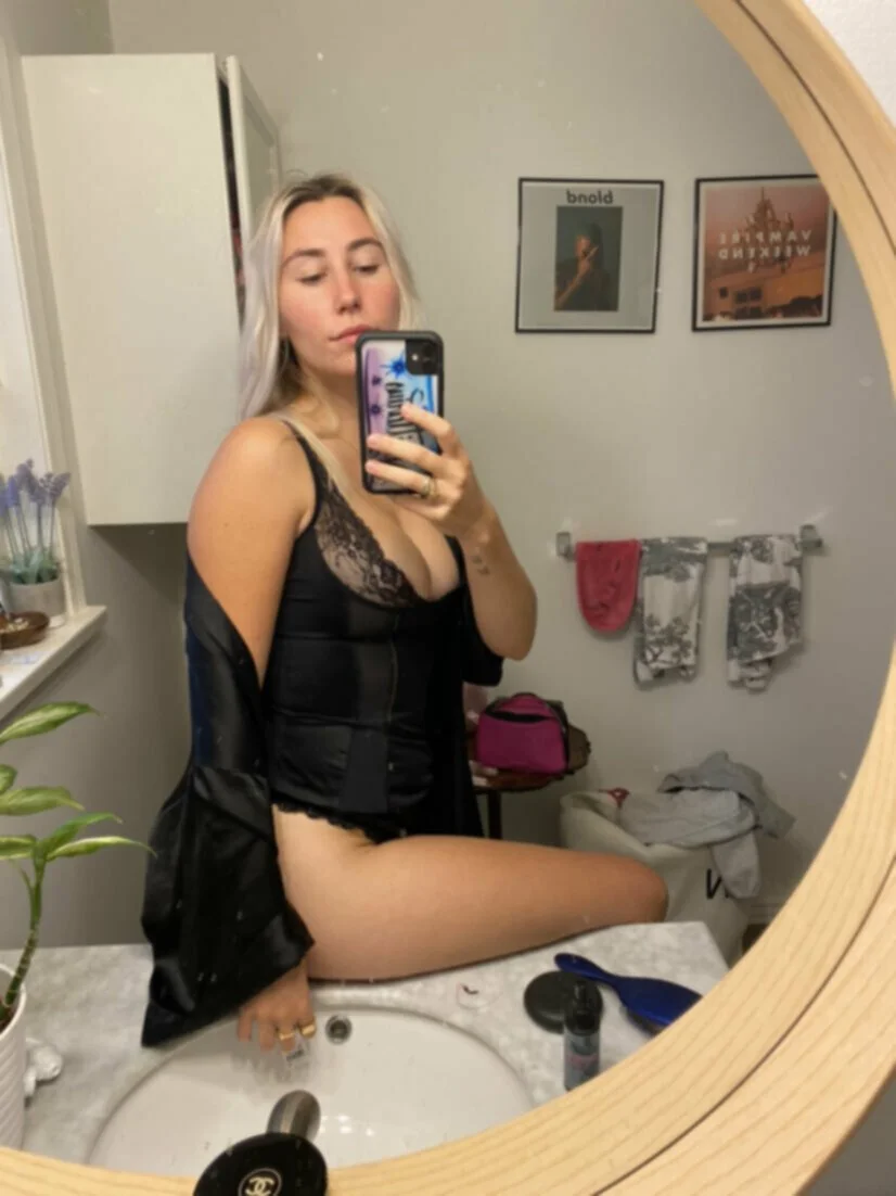 Blondie image 16