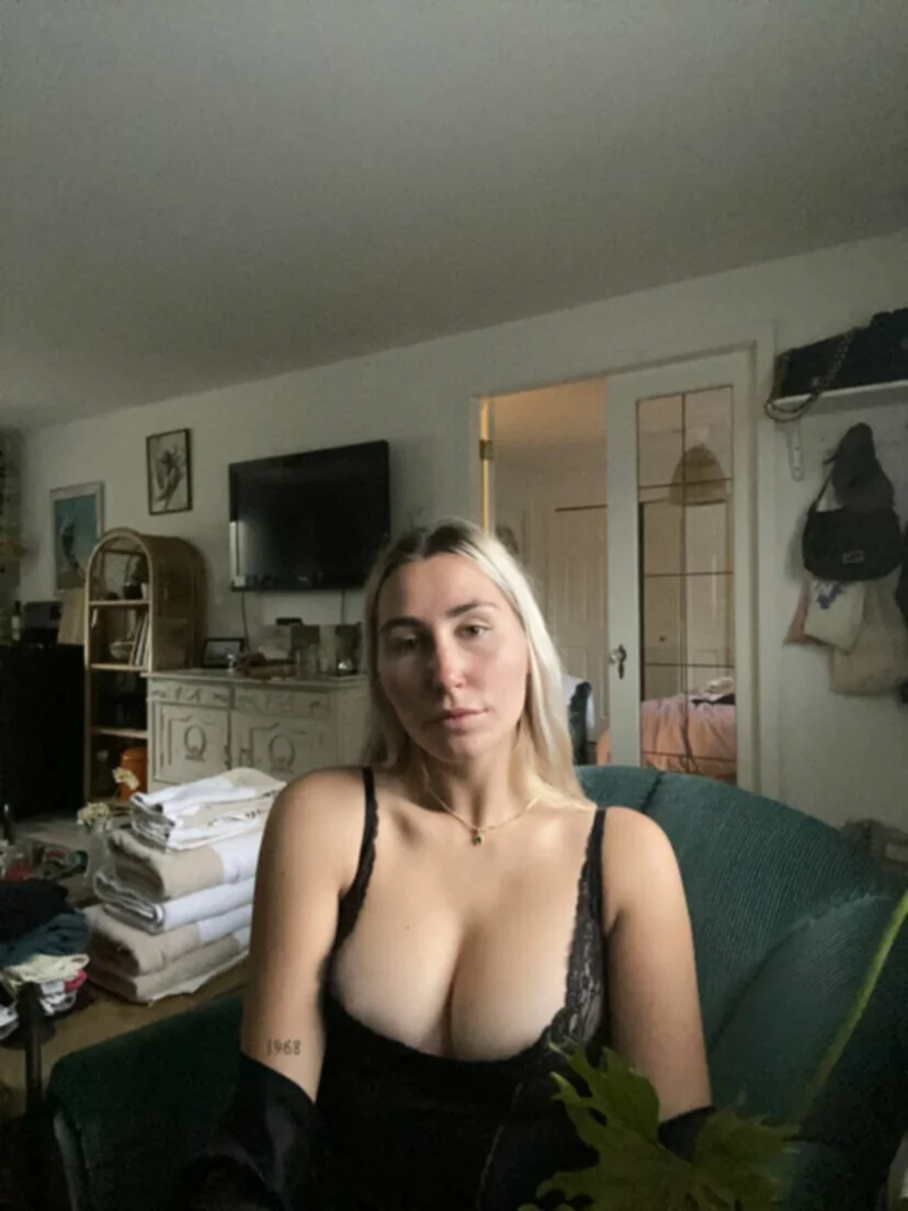Blondie image 20