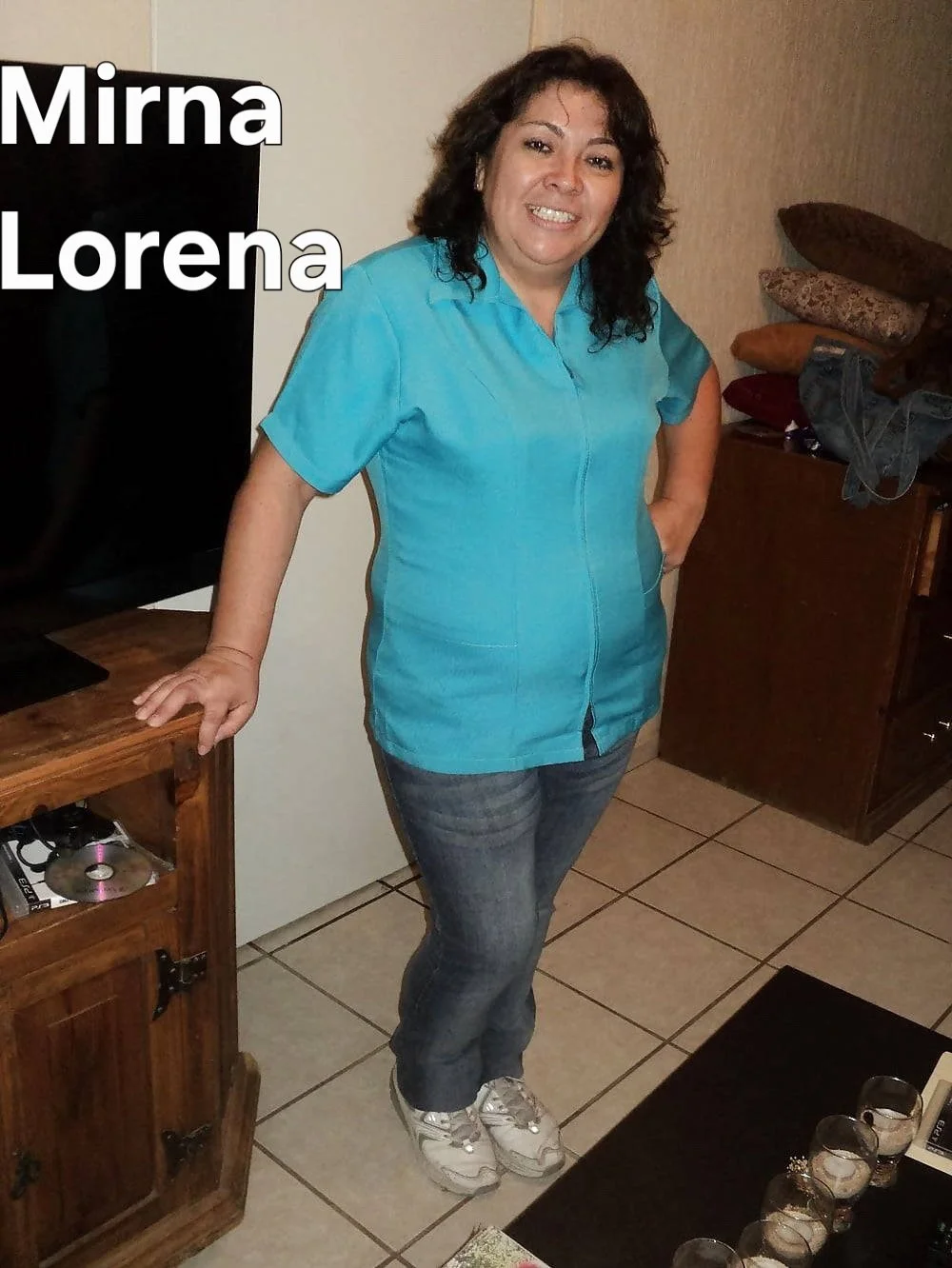Mujer muy cariñosoa main image