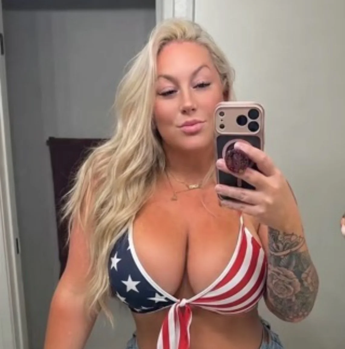 Cum fuck me!!!! Tell me please image 1