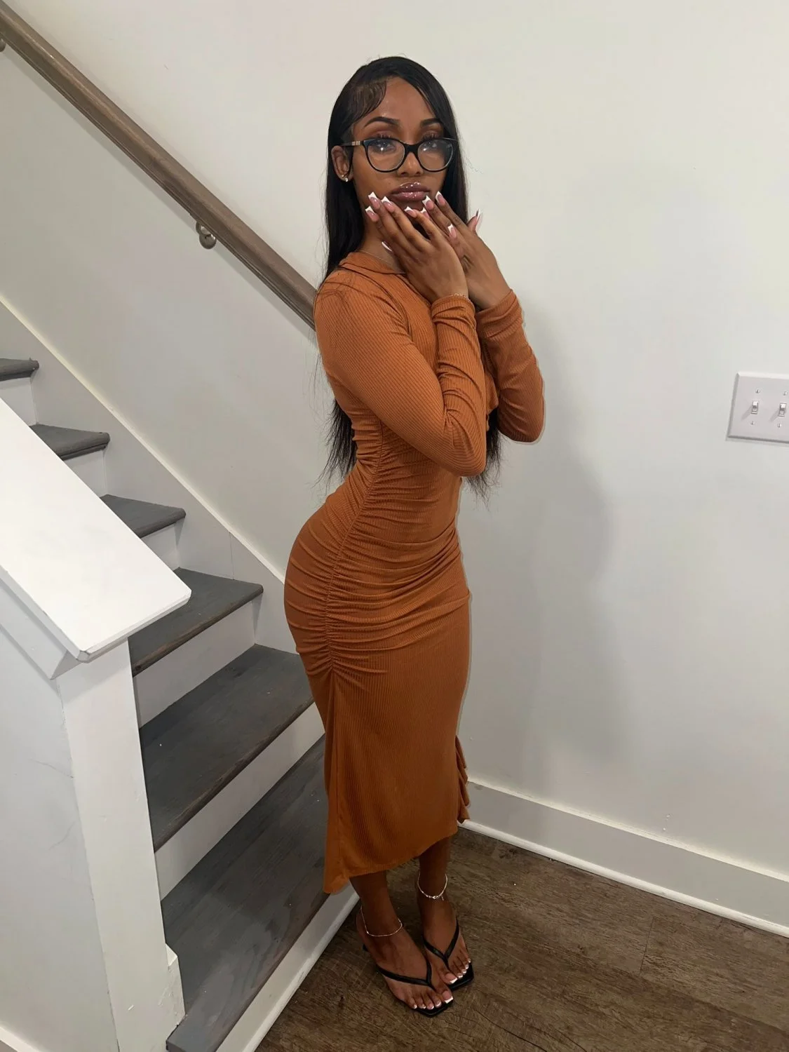 Sexy hot Ebony with phat pussy print 🥵🍑🔥 image 3