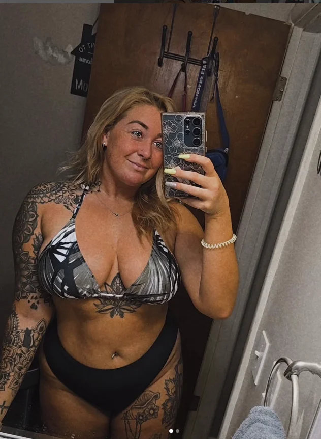 My friend's gorgeous blonde PAWG girlfriend image 12