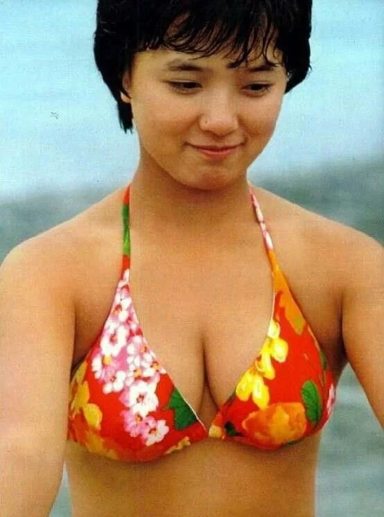 🔚Japanese　芸能人　水着で抜く　ソフトエロ　一発やりたい image 16