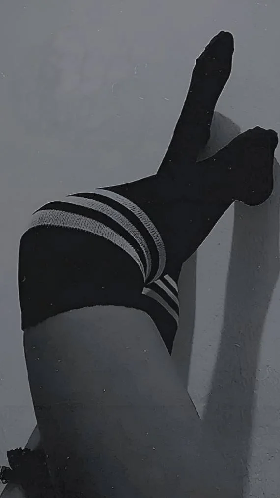 whore image 7