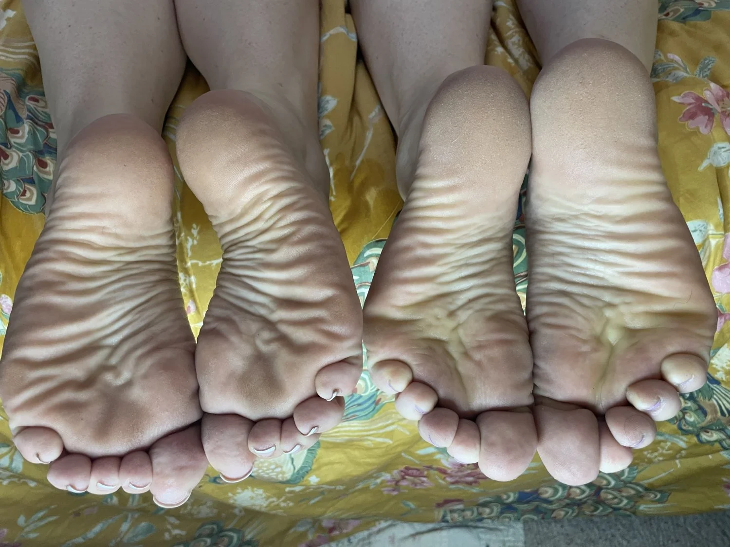 Sole sisters image 4