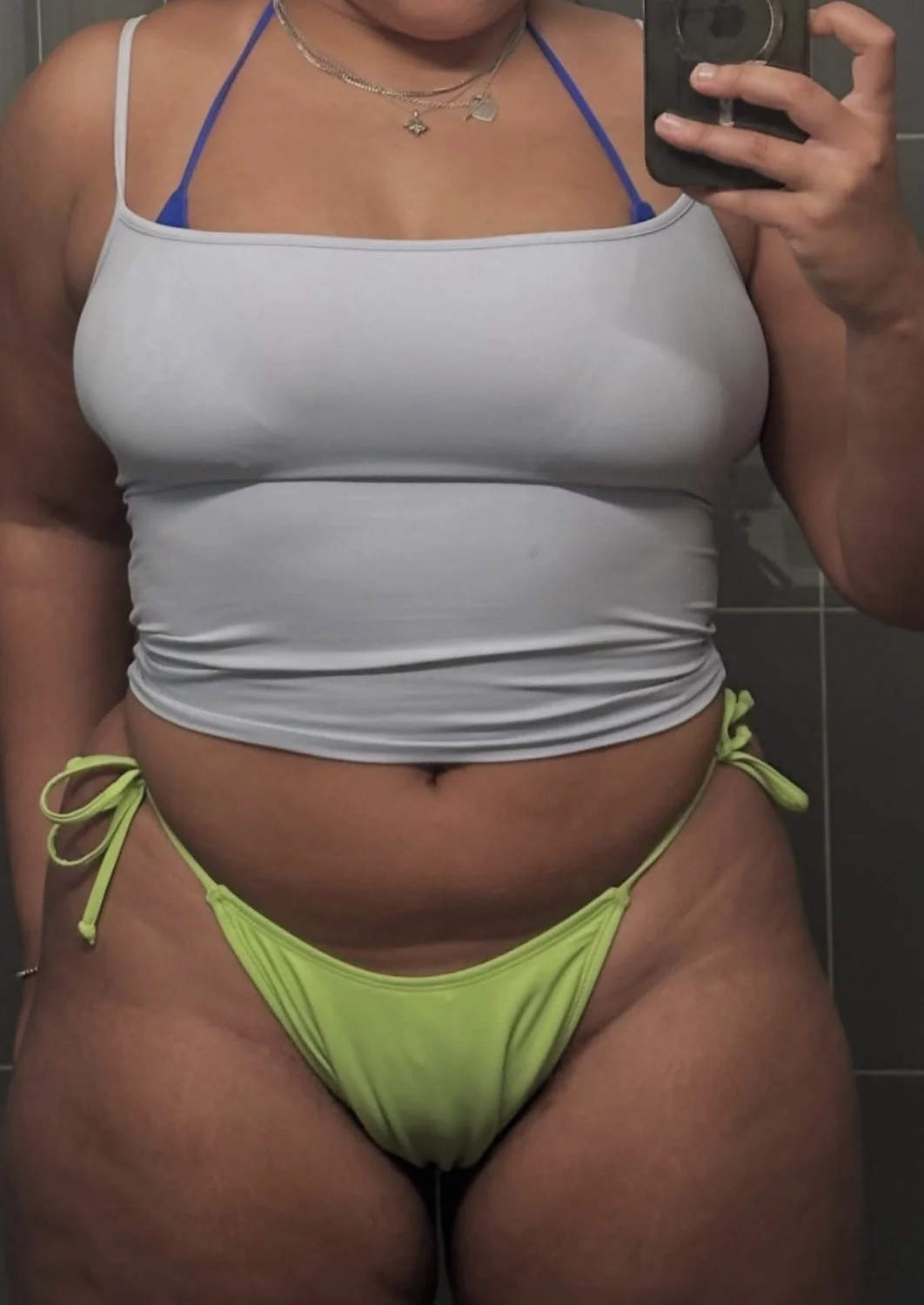 You all like a little bush? image 22