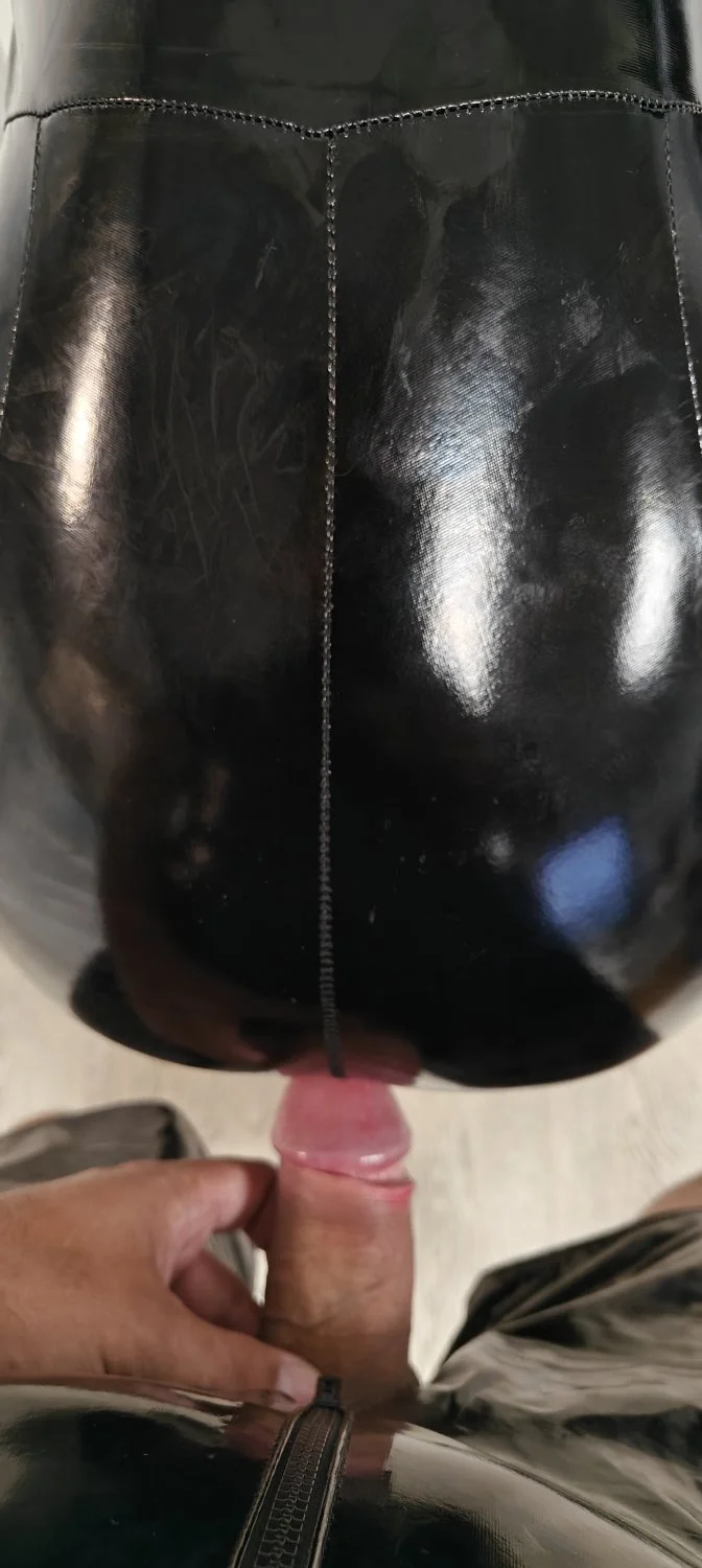 Sexy GF in PVC image 23