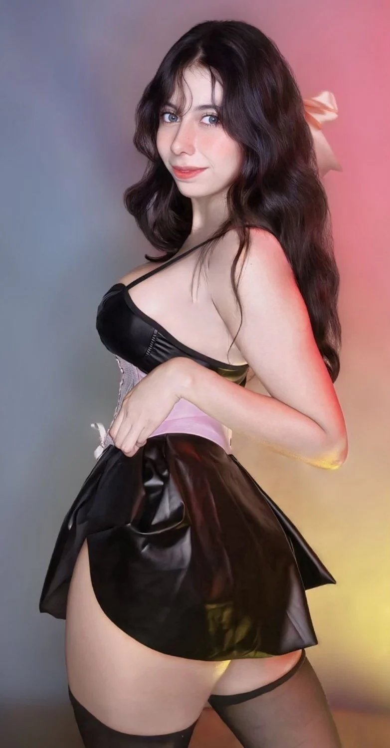 LILY CERON image 14