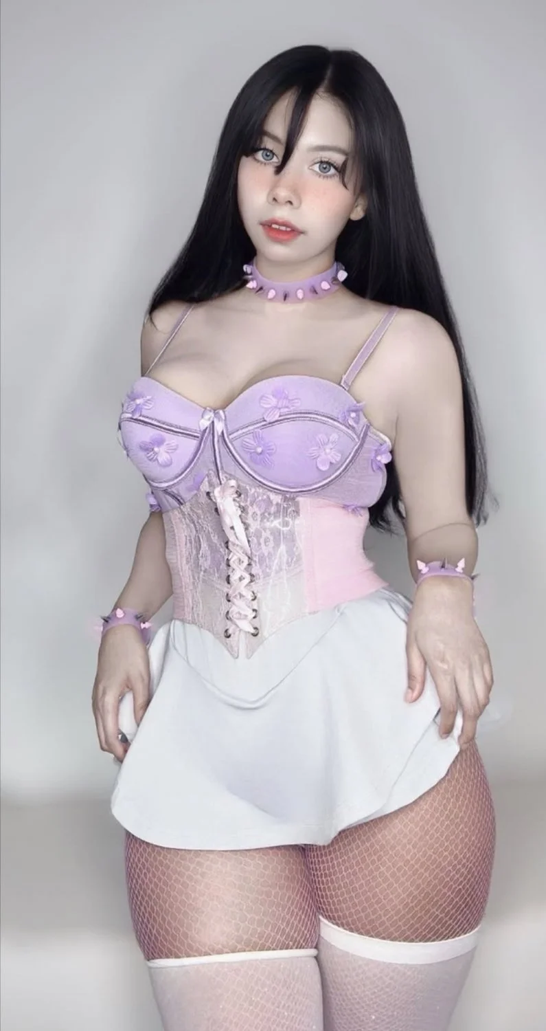 LILY CERON image 42