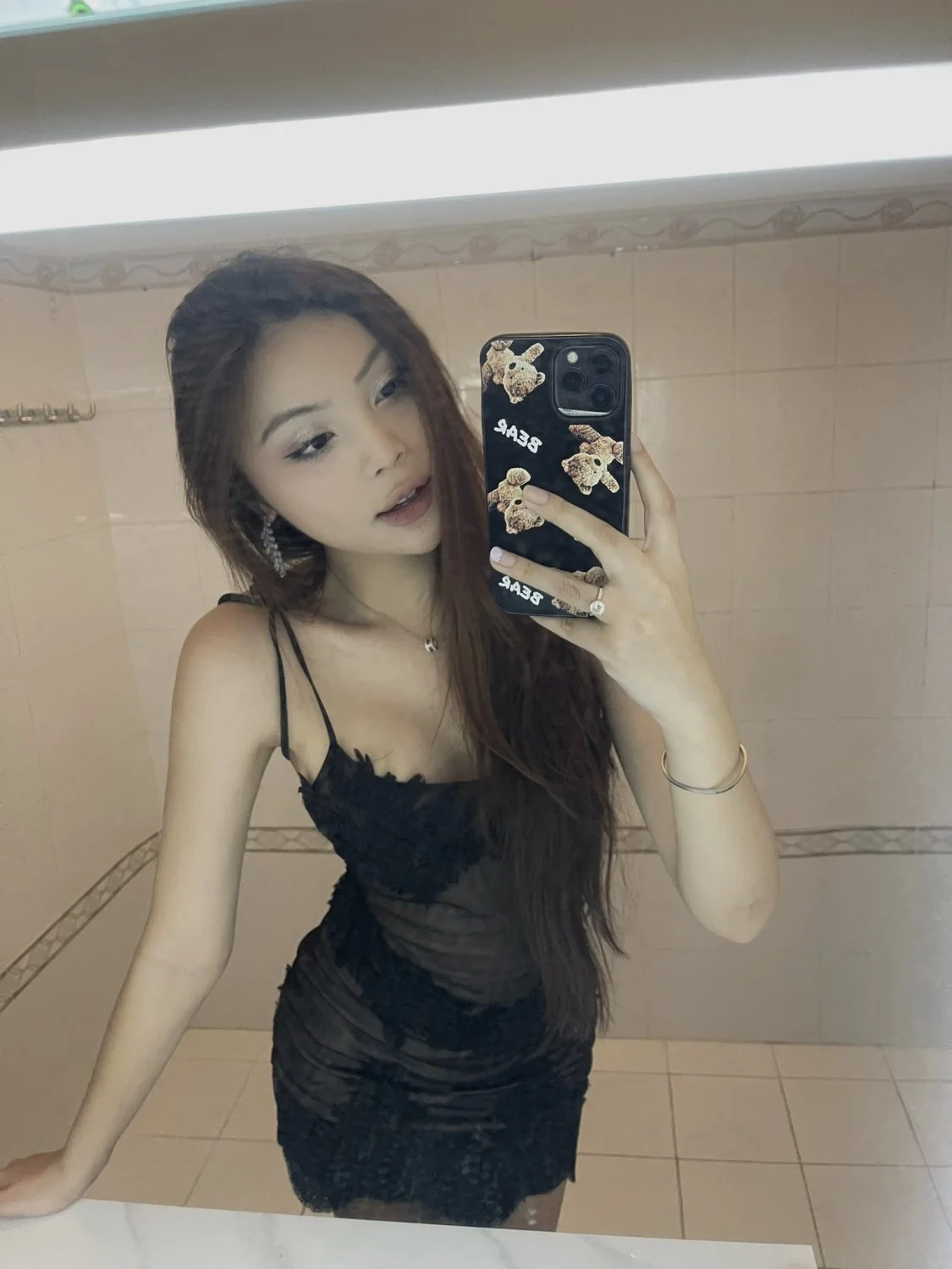 Ladyboy gia han image 33