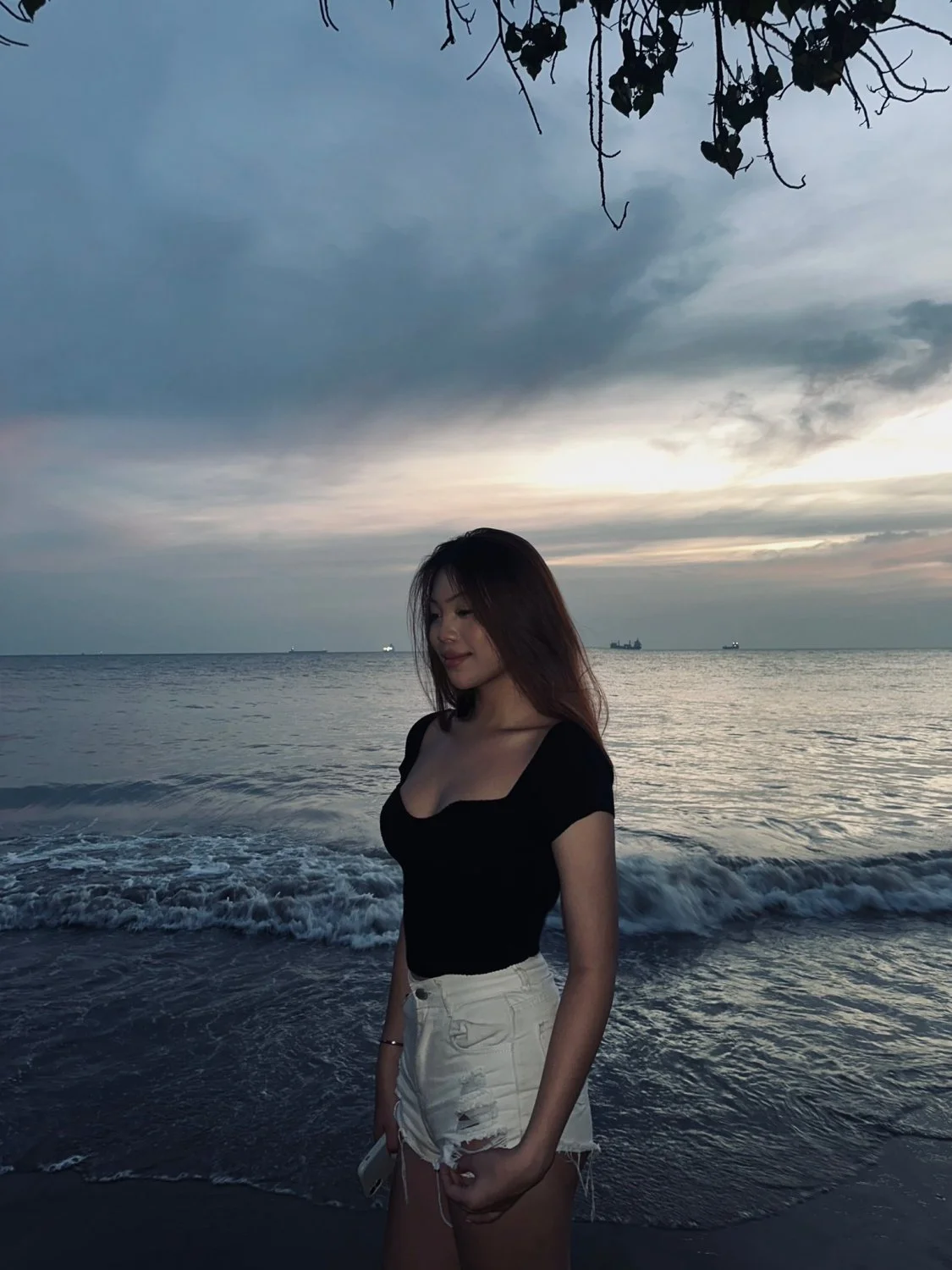 Ladyboy gia han image 6
