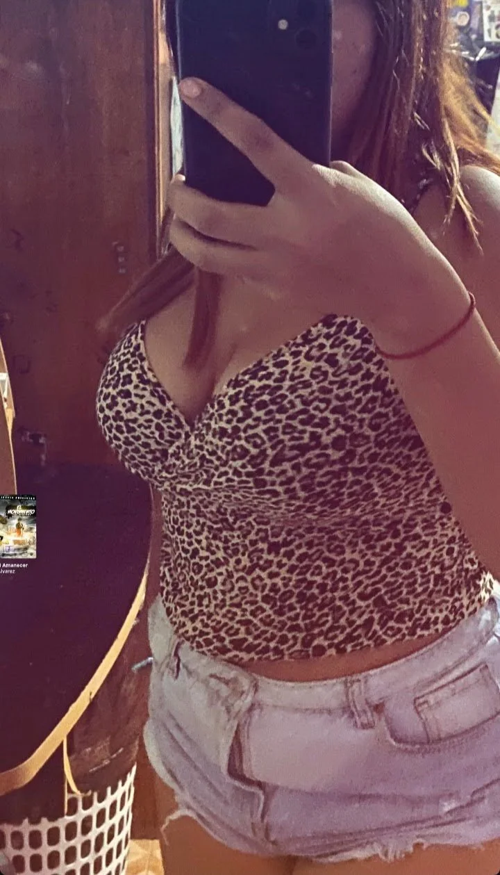 Samantha image 13