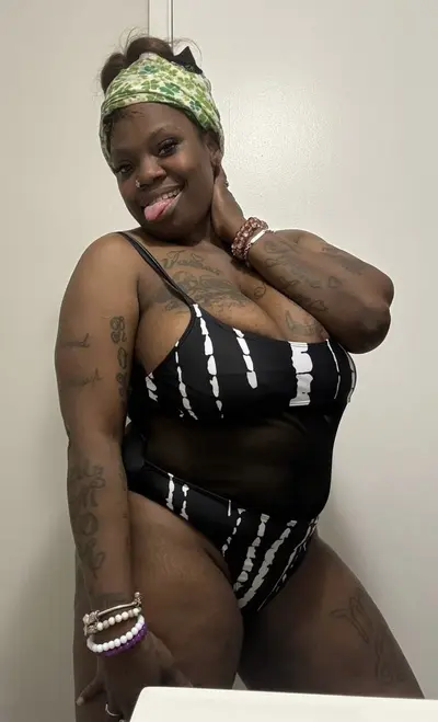 Inbox me for more of her cover image
