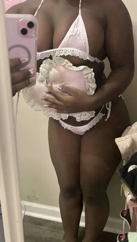 ebony whore liv image 4