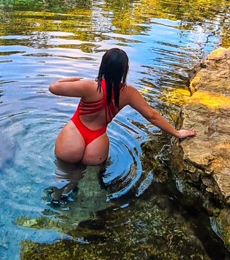STEPHANIE UNA DE MIS AMIGAS PROSTITUTAS DE ALTO NIVEL PUTÍSIMA Y ADICTA A LA VERGA LECHOSA image 12