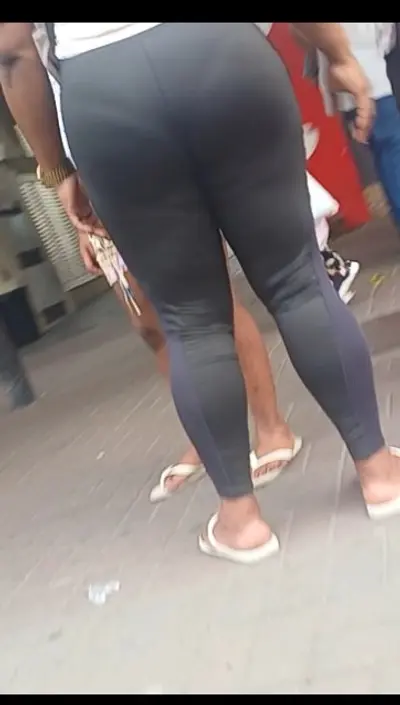Moça tem uma aranha na sua bunda, kkkkk sempre funciona. Ensino passo a passo cover image