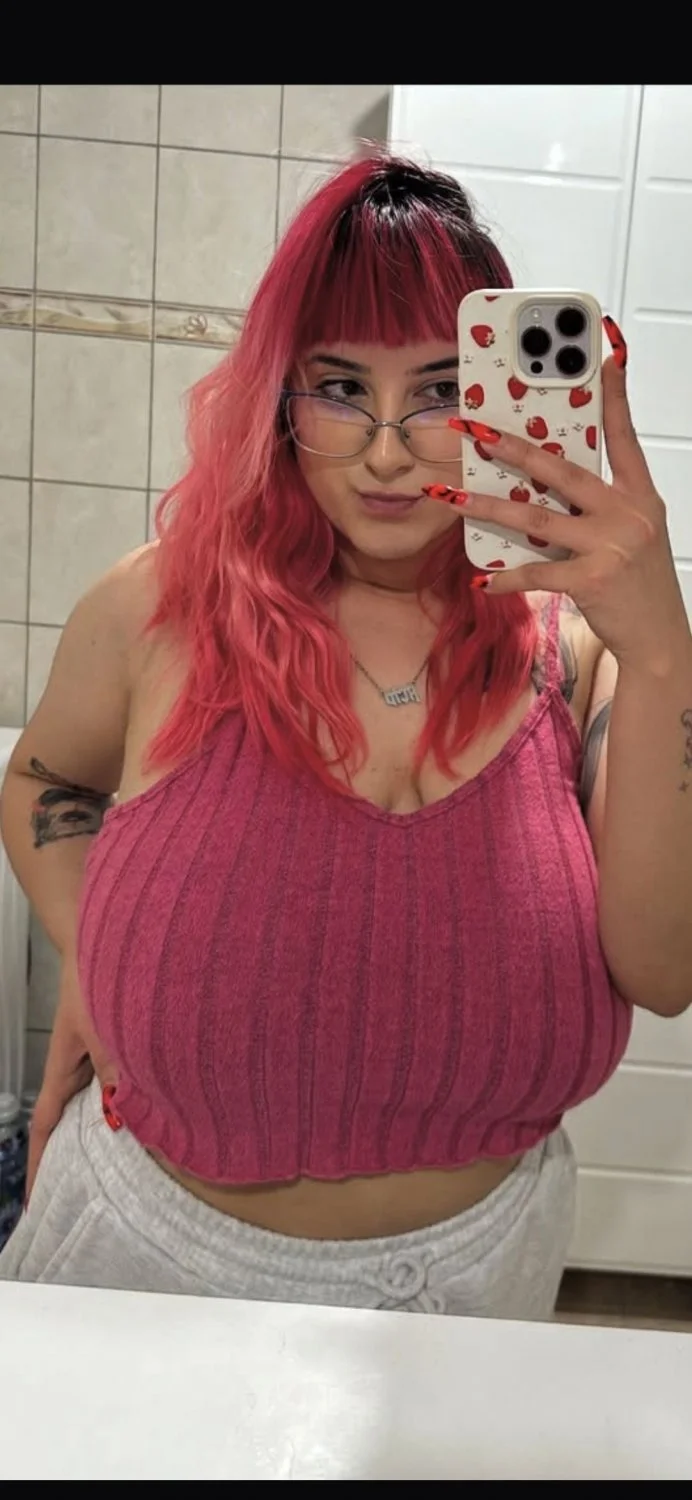 Big tits redhead main image