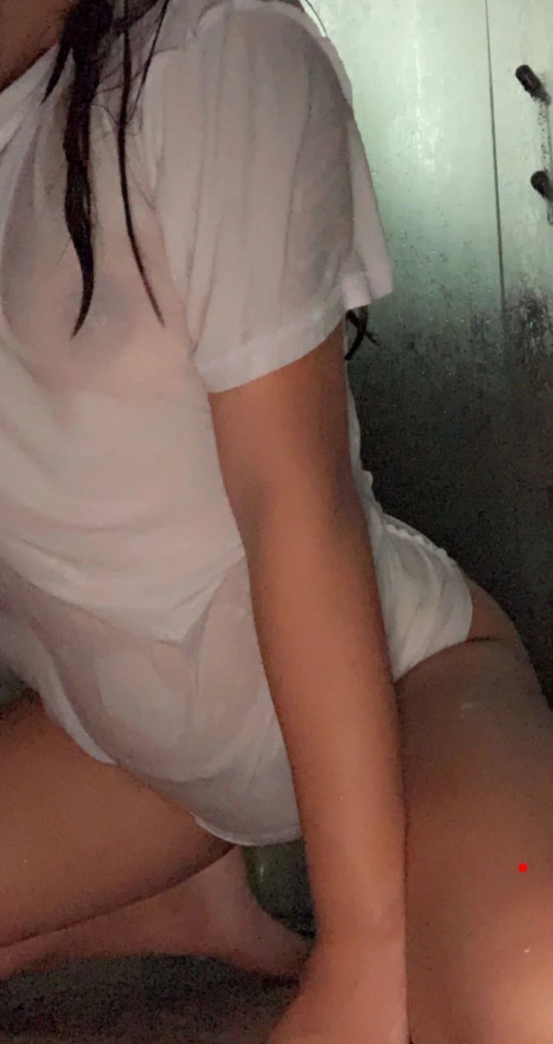 Colegiala sola image 3