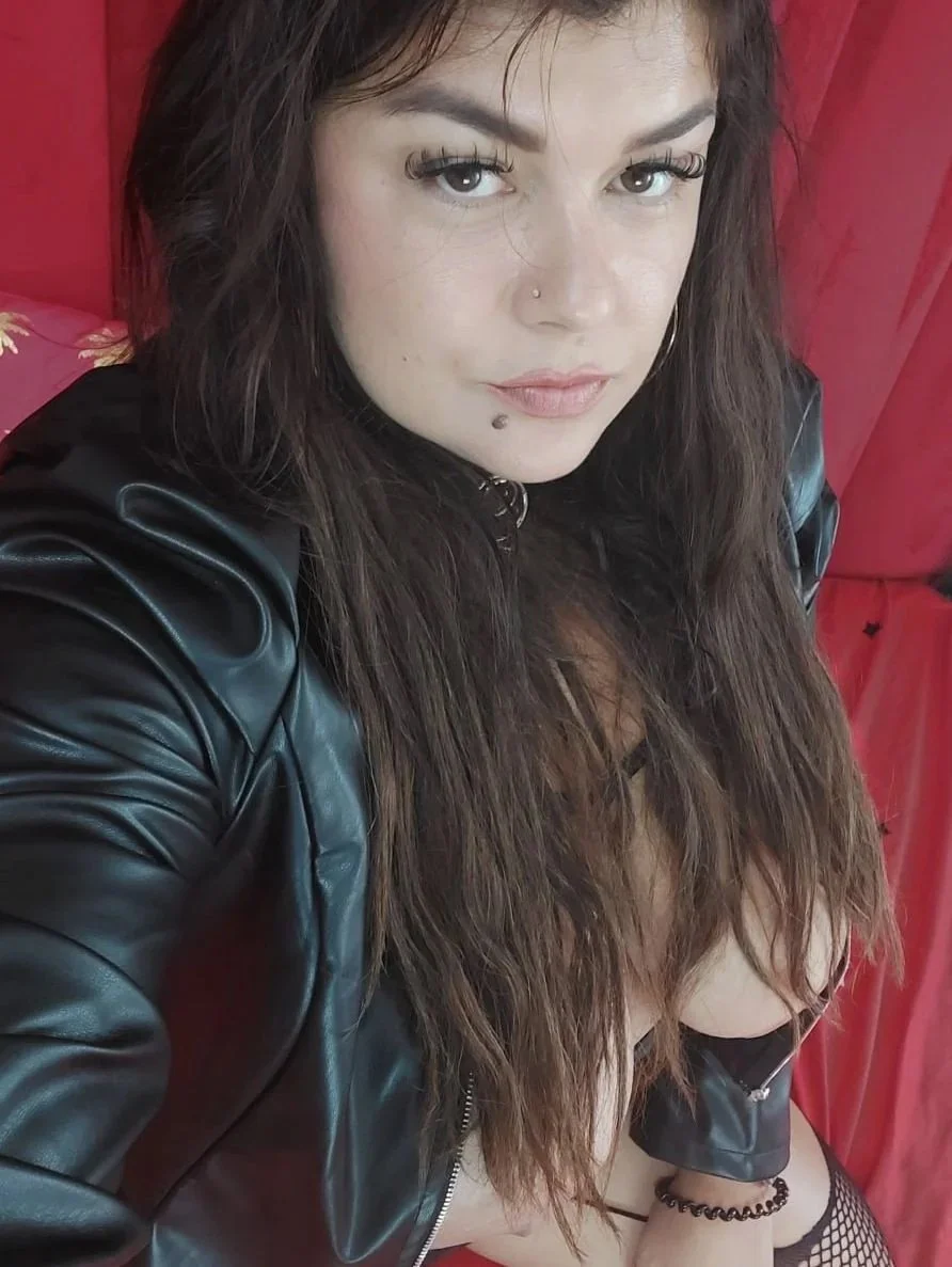Tina image 12