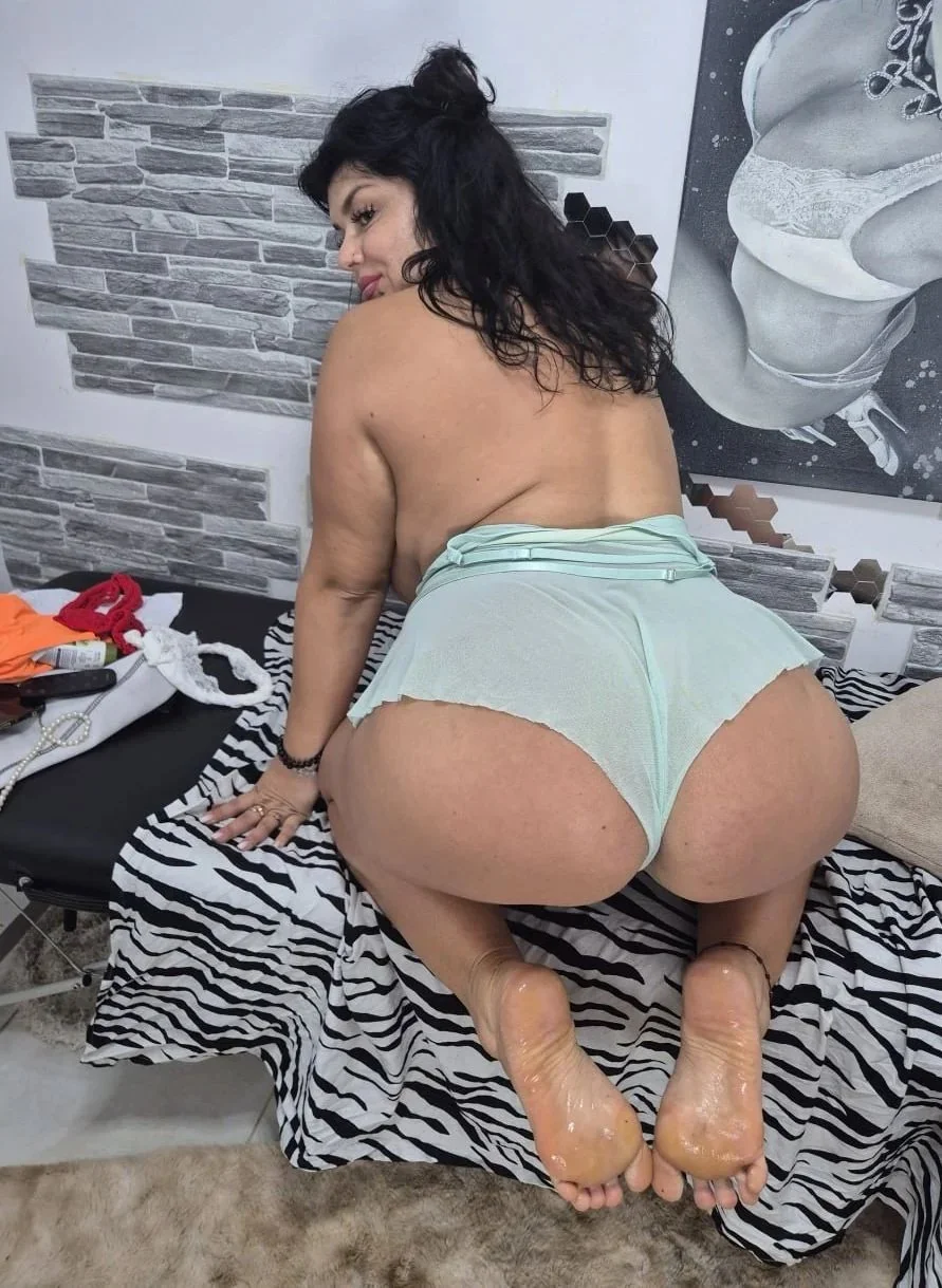 Tina image 38