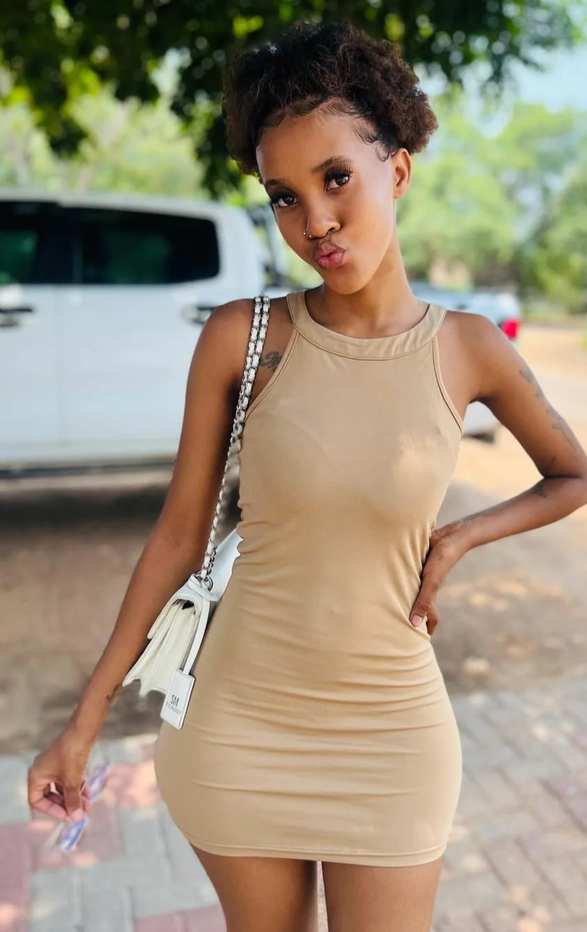 🤤🤤Zanira_natasha wants you to cum to her petite ass 🤤🤤 image 19